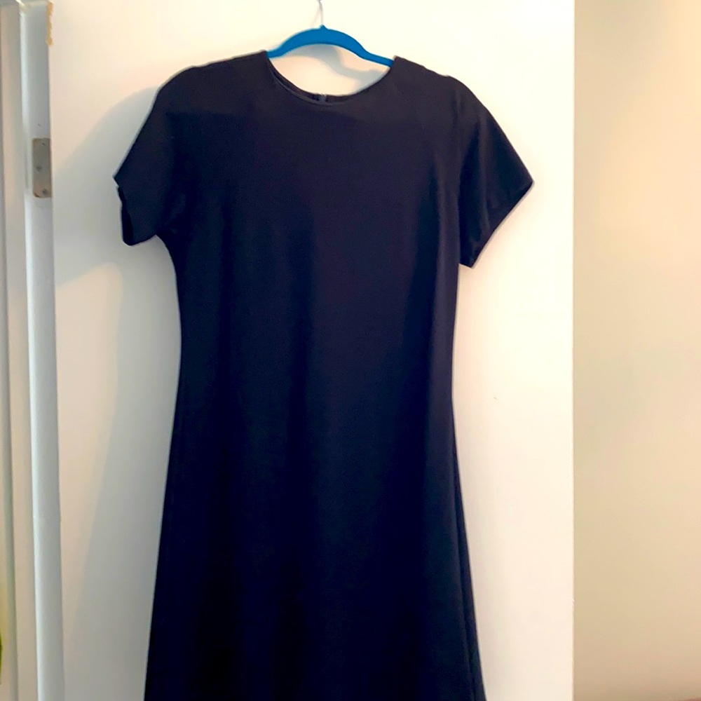 Uniqlo Size L Black Dress